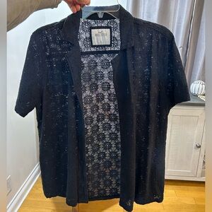 Hollister Knit Button (Small)